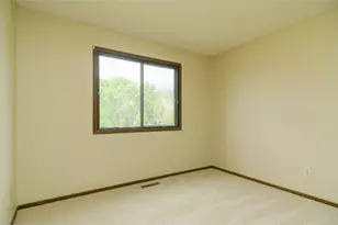 6501 84th Ct N, Brooklyn Park, MN 55445 - Photo 8