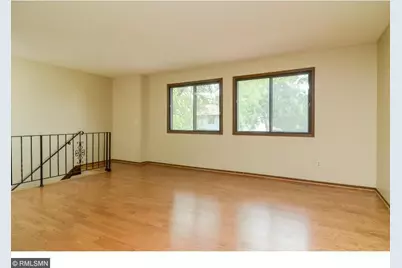 6501 84th Court N, Brooklyn Park, MN 55445 - Photo 4