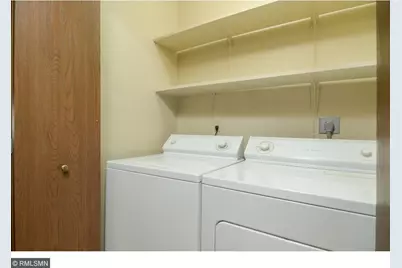 6501 84th Court N, Brooklyn Park, MN 55445 - Photo 10