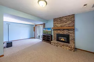 1303 W 140th St, Burnsville, MN 55337 - Photo 30