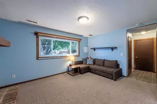 1303 W 140th St, Burnsville, MN 55337 - Photo 26
