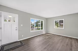 215 9th Ave NE, Rochester, MN 55906 - Photo 6
