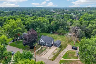 2516 Westview Terrace, Minnetonka, MN 55305 - Photo 4