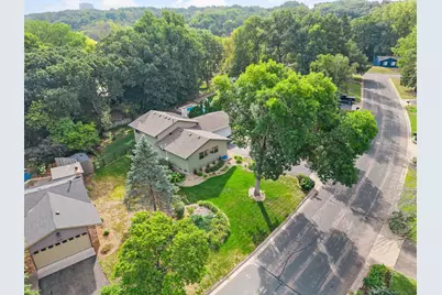 13405 Walnut Drive, Burnsville, MN 55337 - Photo 48