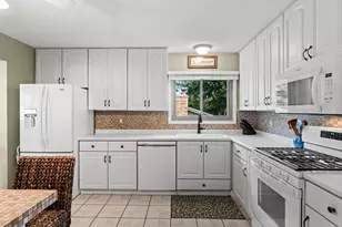 13405 Walnut Dr, Burnsville, MN 55337 - Photo 8