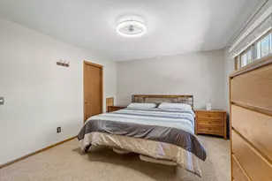 4717 Covington Cir, Eagan, MN 55122 - Photo 16