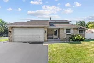 4717 Covington Cir, Eagan, MN 55122 - Photo 2