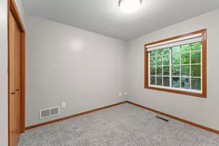8488 Powers Pl, Chanhassen, MN 55317 - Photo 20