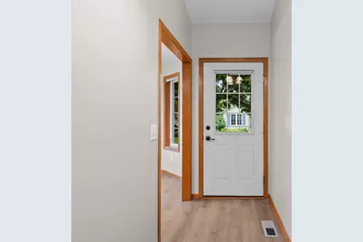 8488 Powers Place, Chanhassen, MN 55317 - Photo 6