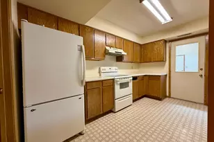 2527 Wimbledon Pl, Woodbury, MN 55125 - Photo 10