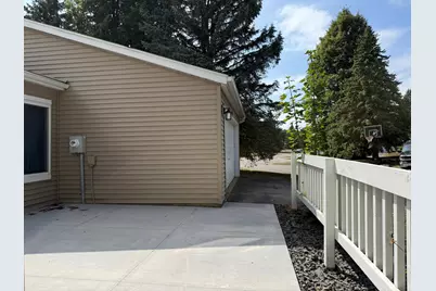 2527 Wimbledon Place, Woodbury, MN 55125 - Photo 4