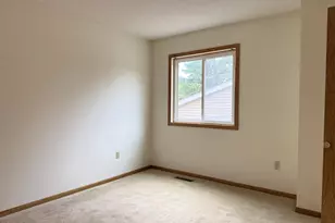 2527 Wimbledon Pl, Woodbury, MN 55125 - Photo 16