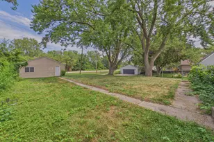 1853 Taylor Ave, Saint Paul, MN 55104 - Photo 14