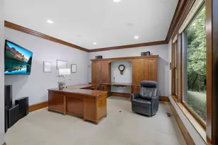 1070 Ferndale Rd W, Wayzata, MN 55391 - Photo 46