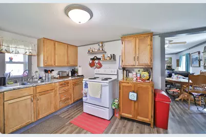 515 SW 2nd Street SW, Staples, MN 56479 - Photo 4