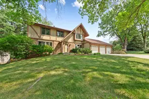 14613 Carriage Ln, Burnsville, MN 55306 - Photo 2