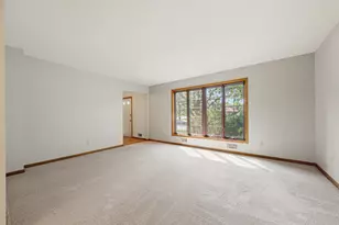 14613 Carriage Ln, Burnsville, MN 55306 - Photo 12
