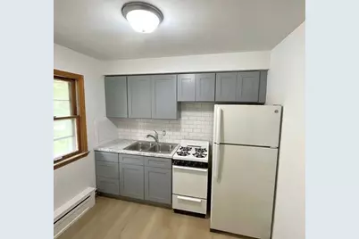 616 Ivy Avenue E, Saint Paul, MN 55101 - Photo 4