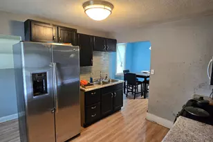 1025 McLean Ave, Saint Paul, MN 55106 - Photo 6