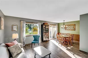 7205 Pontiac Cir, Chanhassen, MN 55317 - Photo 2