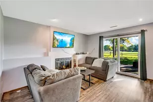 7205 Pontiac Cir, Chanhassen, MN 55317 - Photo 16
