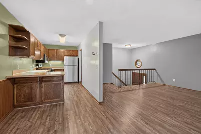 7205 Pontiac Circle, Chanhassen, MN 55317 - Photo 10