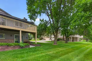 7205 Pontiac Cir, Chanhassen, MN 55317 - Photo 30