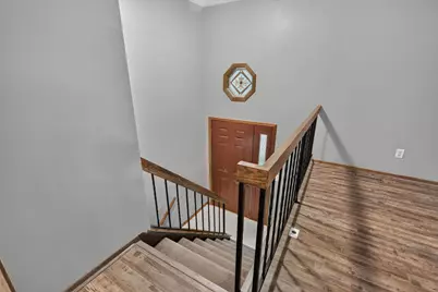 7205 Pontiac Circle, Chanhassen, MN 55317 - Photo 6