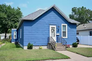 410 E King St, Winona, MN 55987 - Photo 1