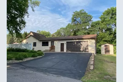 302 4th Street S, Princeton, MN 55371 - Photo 1