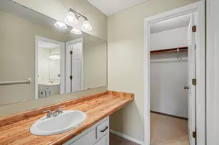 4213 Oakmede Ln, White Bear Lake, MN 55110 - Photo 20