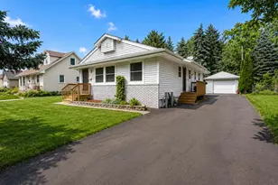 1123 43 1/2 Ave NE, Columbia Heights, MN 55421 - Photo 2