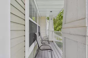 1240 County Rd D E, Maplewood, MN 55109 - Photo 2