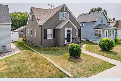 429 5th Avenue S, South Saint Paul, MN 55075 - Photo 1