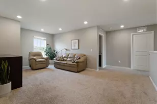 4040 Zircon Ln N, Plymouth, MN 55446 - Photo 20
