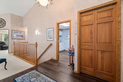 232 Wildflower Court, Vadnais Heights, MN 55127 - Photo 4