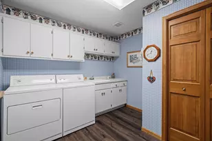 232 Wildflower Ct, Vadnais Heights, MN 55127 - Photo 20