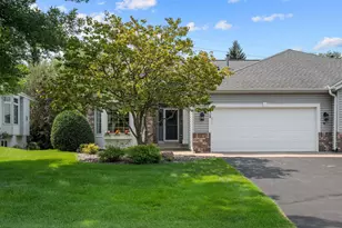 232 Wildflower Ct, Vadnais Heights, MN 55127 - Photo 32
