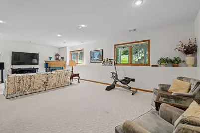 232 Wildflower Court, Vadnais Heights, MN 55127 - Photo 22