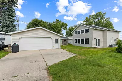 50884 County Highway 9, Pelican Rapids, MN 56572 - Photo 2