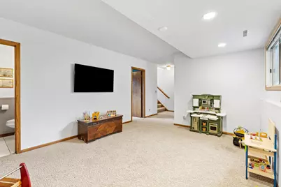 8632 Seasons Court, Woodbury, MN 55125 - Photo 26