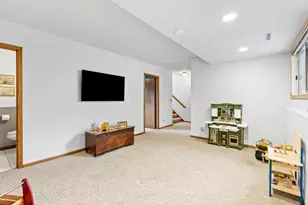 8632 Seasons Ct, Woodbury, MN 55125 - Photo 26