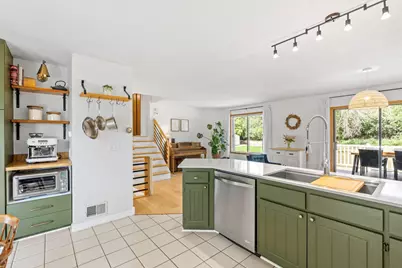 8632 Seasons Court, Woodbury, MN 55125 - Photo 8