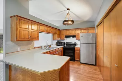 11139 Edgewood Circle N, Champlin, MN 55316 - Photo 16