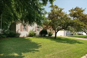 310 Haralson Ln, La Crescent, MN 55947 - Photo 16