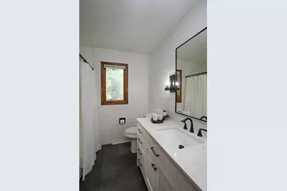 210 Interwood Drive, Glencoe, MN 55336 - Photo 10
