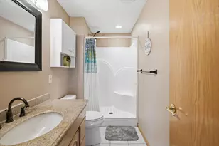 653 Grayhawk Dr, Mankato, MN 56001 - Photo 32