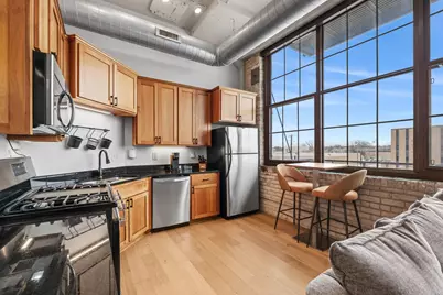 1901 E Hennepin Avenue #306, Minneapolis, MN 55413 - Photo 4