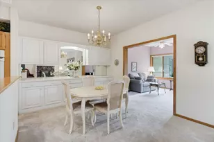 1900 Victoria Rd S, Mendota Heights, MN 55118 - Photo 14