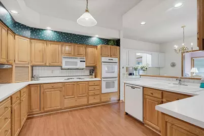 1900 Victoria Road S #J, Mendota Heights, MN 55118 - Photo 36
